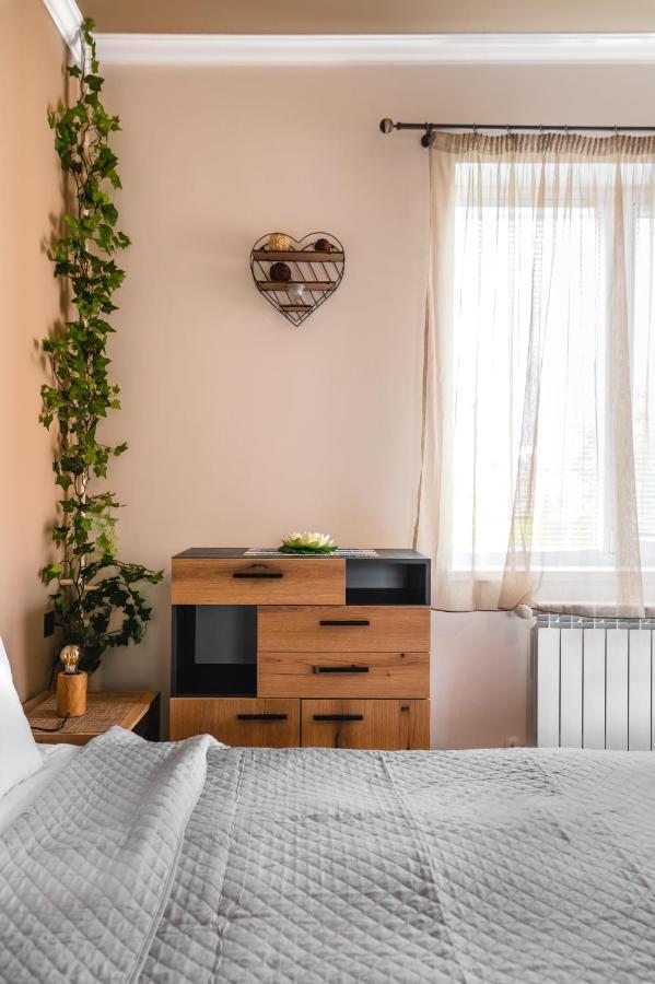 Eagles' Bridge - 1bd Flat With Desk By Flat Mаnager Apartemen Sofia